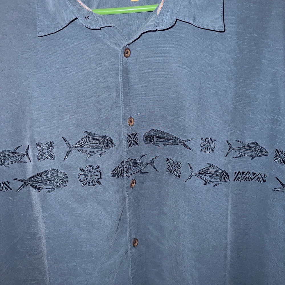 Quicksilver Waterman collection Fish embroidered 2XL